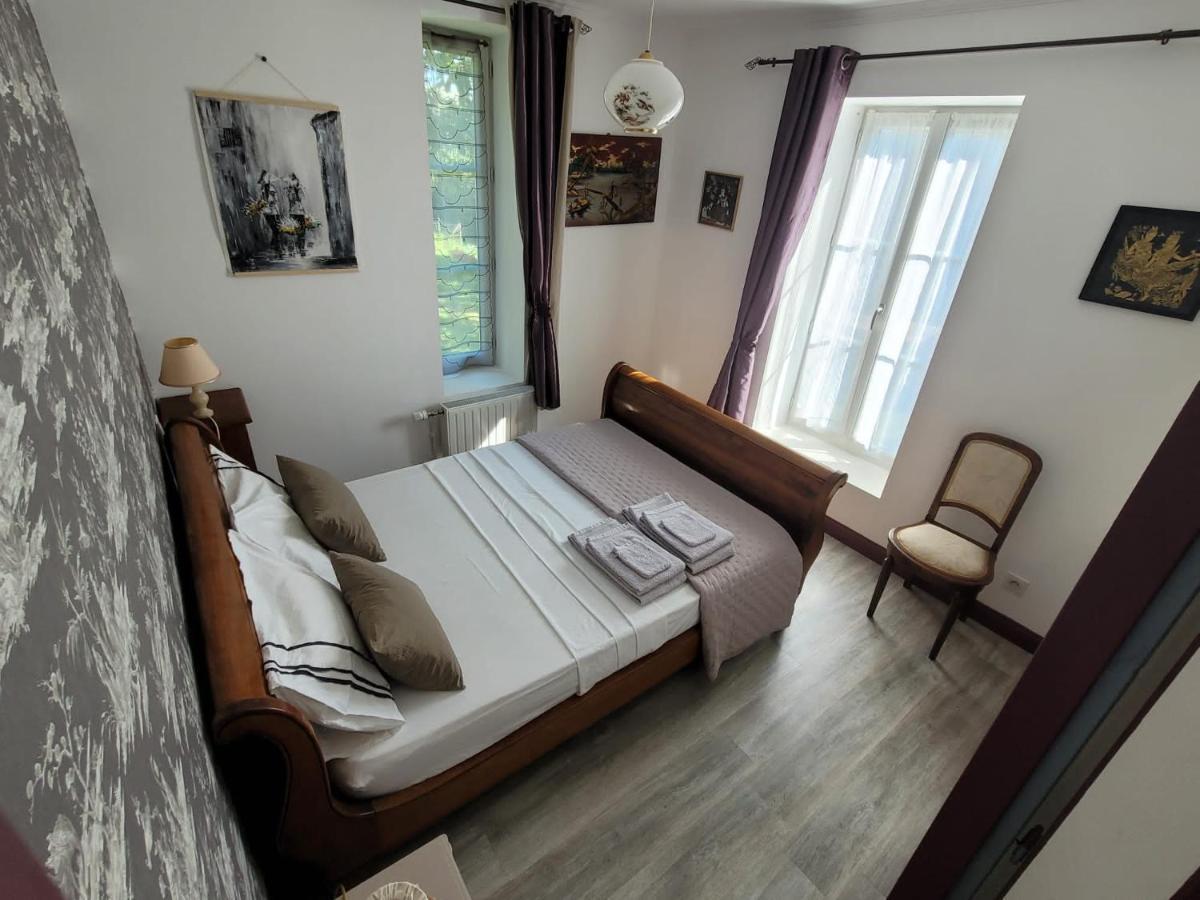 Gites Le Vieux Vinzelles Volvic Exterior photo